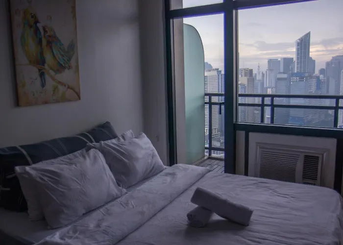 C-studio,best Sunset Pool,luxury,hotel Style Apartment Manila