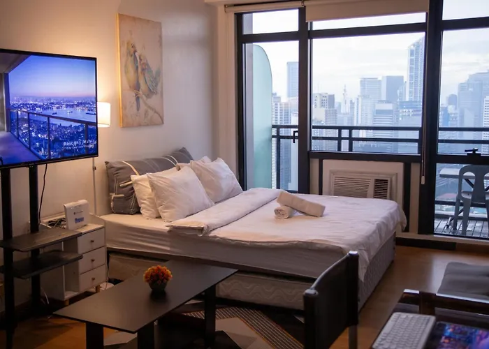 C-studio,best Sunset Pool,luxury,hotel Style Apartment Manila